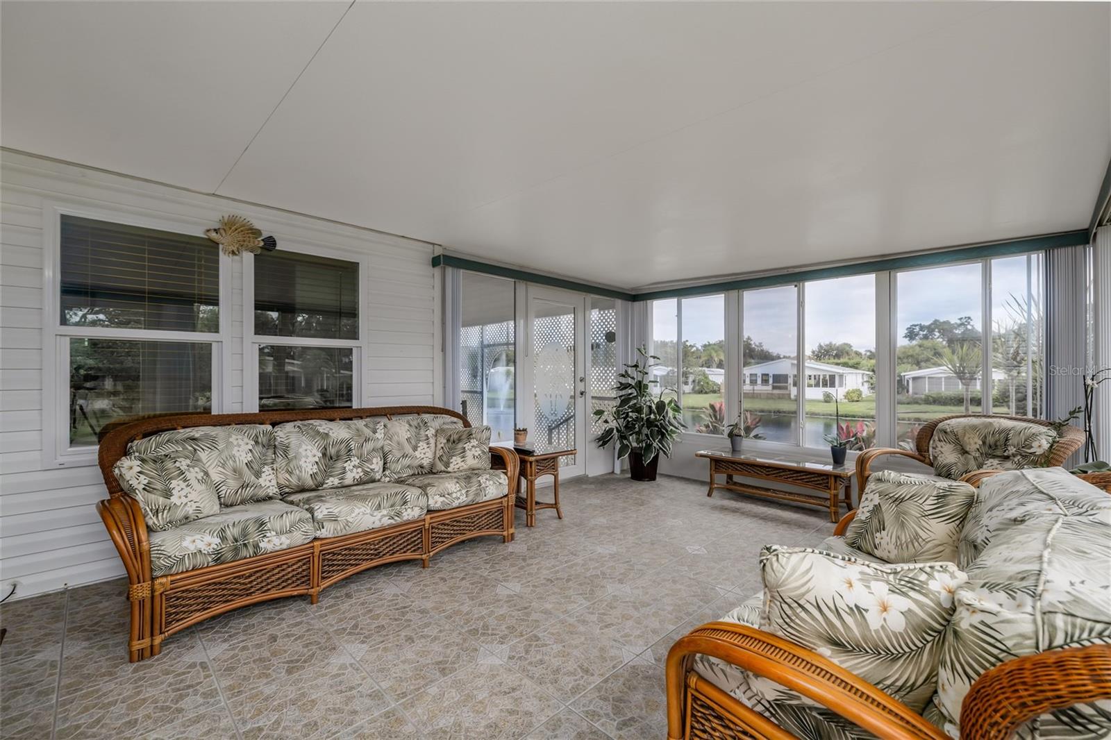 Image 14 of 49 For 611 Portside Lane