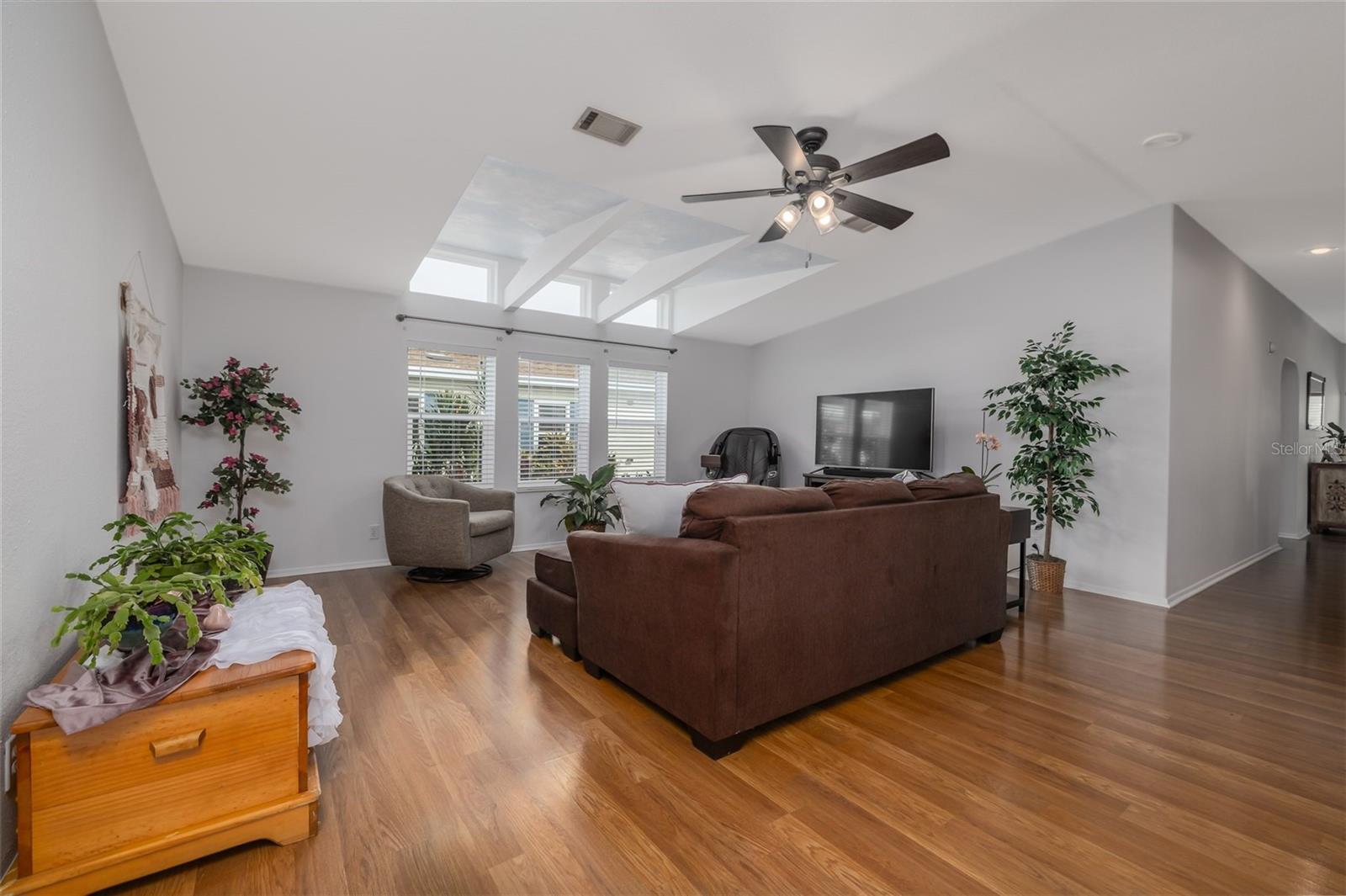 Image 6 of 49 For 611 Portside Lane