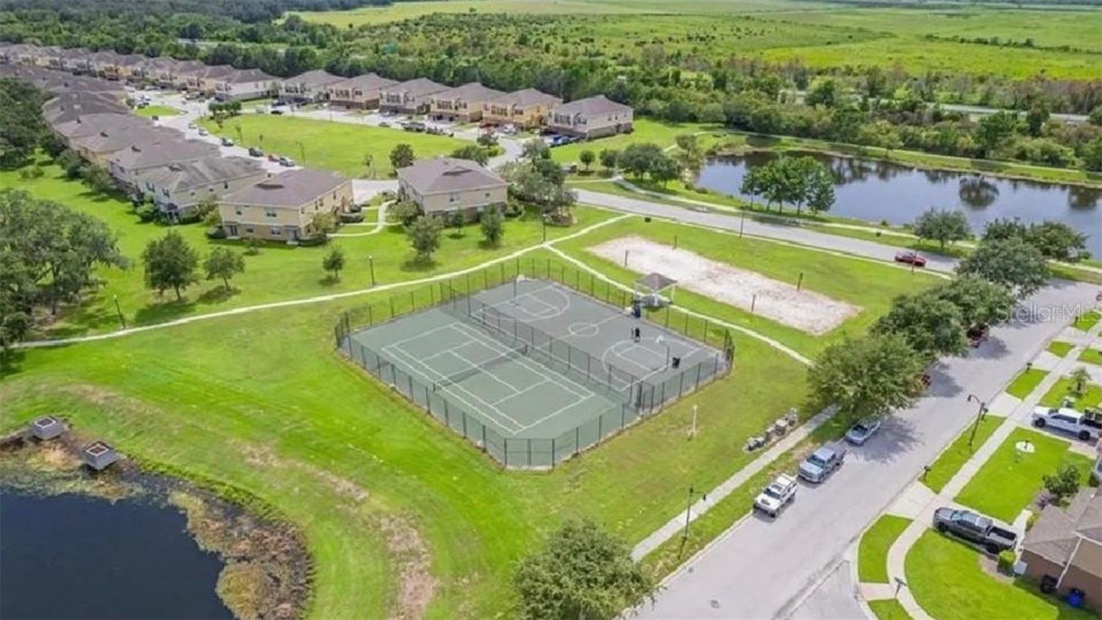 Image 35 of 44 For 4821 Nathan Hale Boulevard