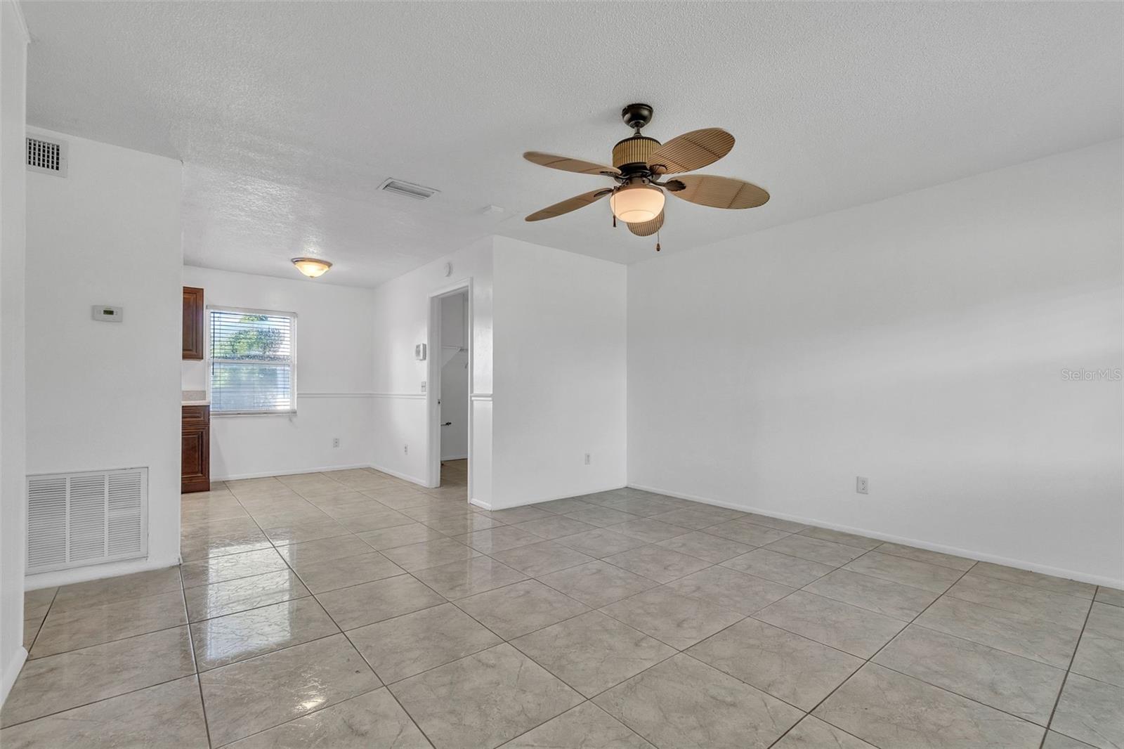 Image 6 of 37 For 7756 Lady Frances Way