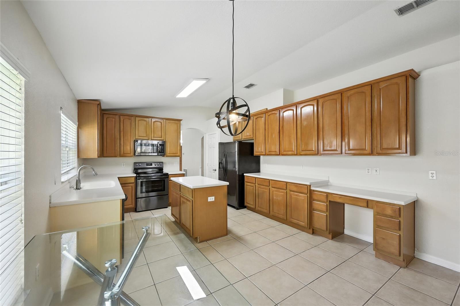 Image 14 of 37 For 6127 Froggatt Street