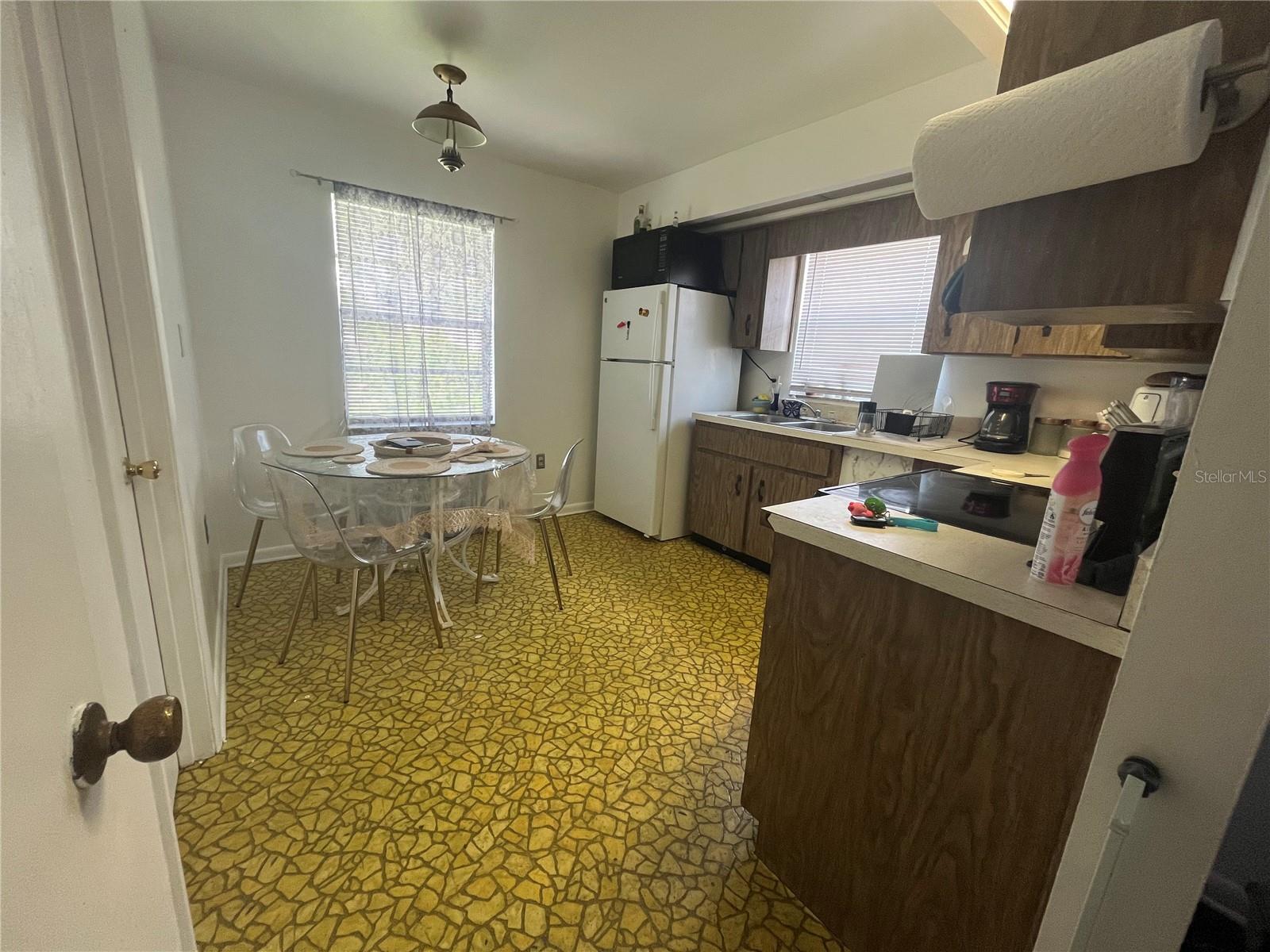 Image 13 of 14 For 265 25th Street Sw A-b