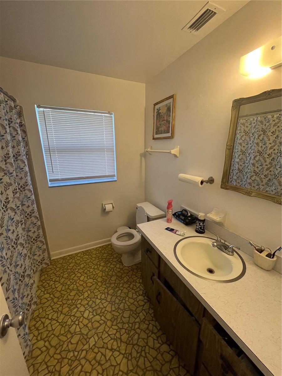 Image 14 of 14 For 265 25th Street Sw A-b