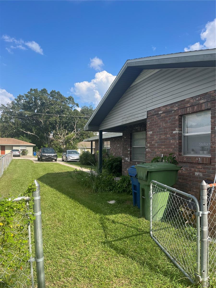 Image 4 of 14 For 265 25th Street Sw A-b
