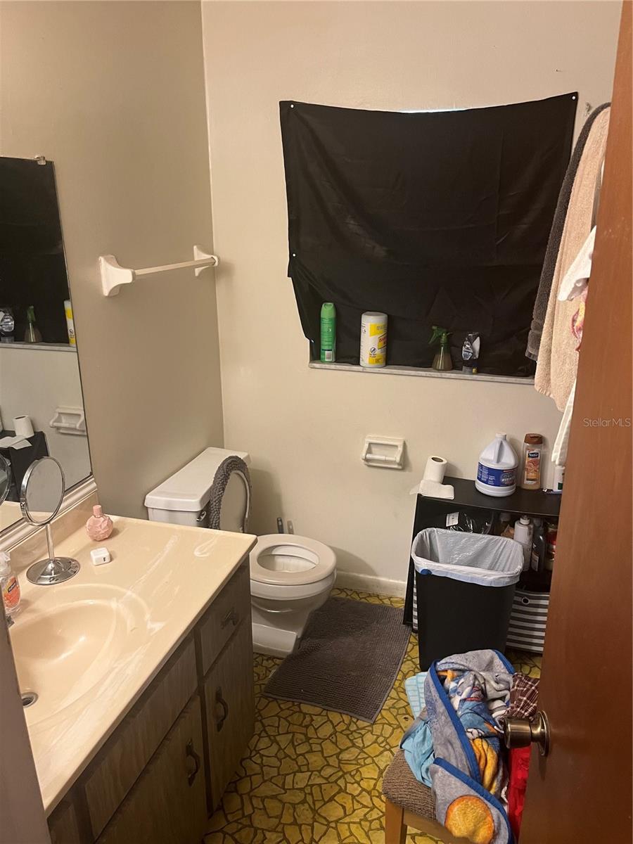 Image 7 of 15 For 275 25th Street Sw A-b
