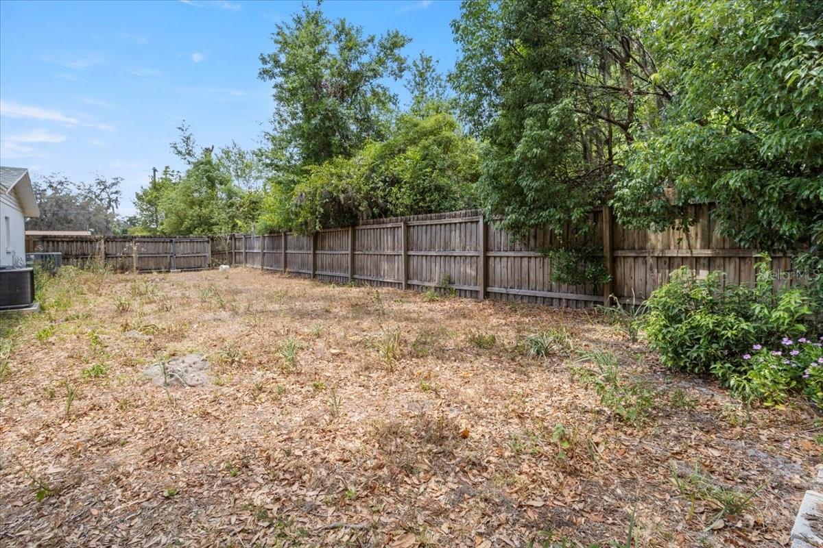 Image 41 of 44 For 408 Eunice Drive