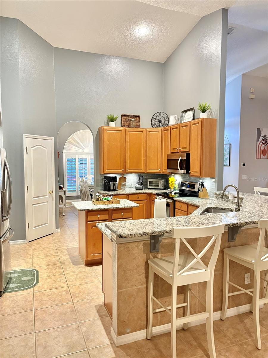 Image 17 of 49 For 3652 Rochelle Lane