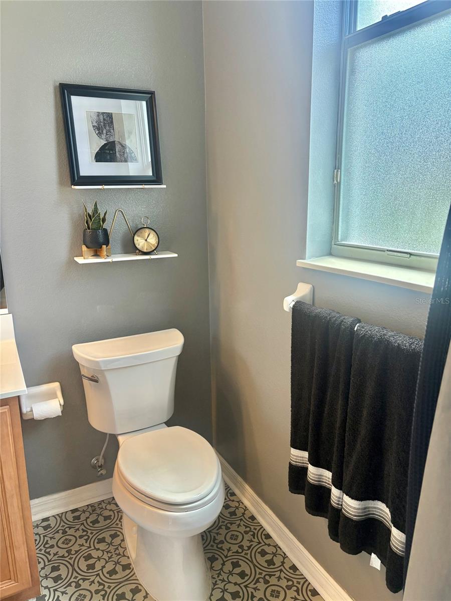 Image 32 of 49 For 3652 Rochelle Lane