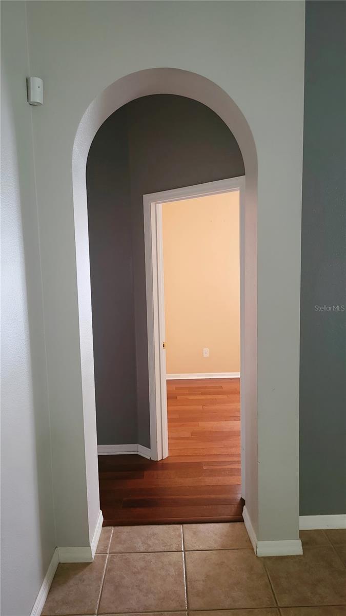 Image 34 of 49 For 3652 Rochelle Lane