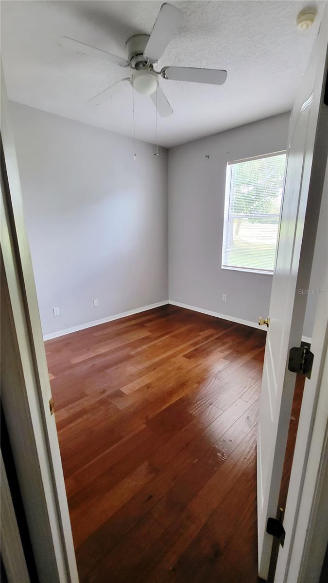 Image 43 of 49 For 3652 Rochelle Lane