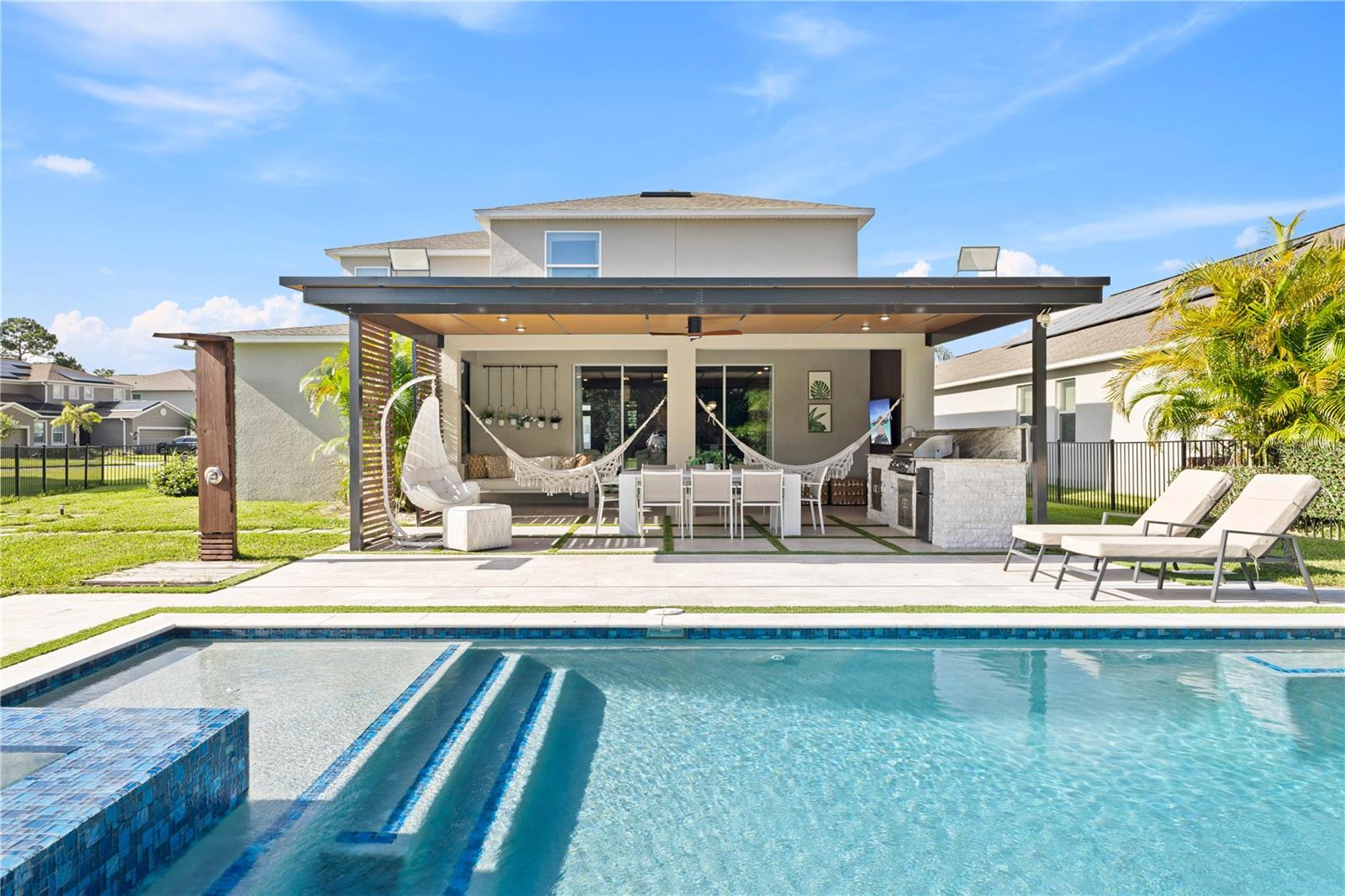 Image 2 of 99 For 500 Westchester Court