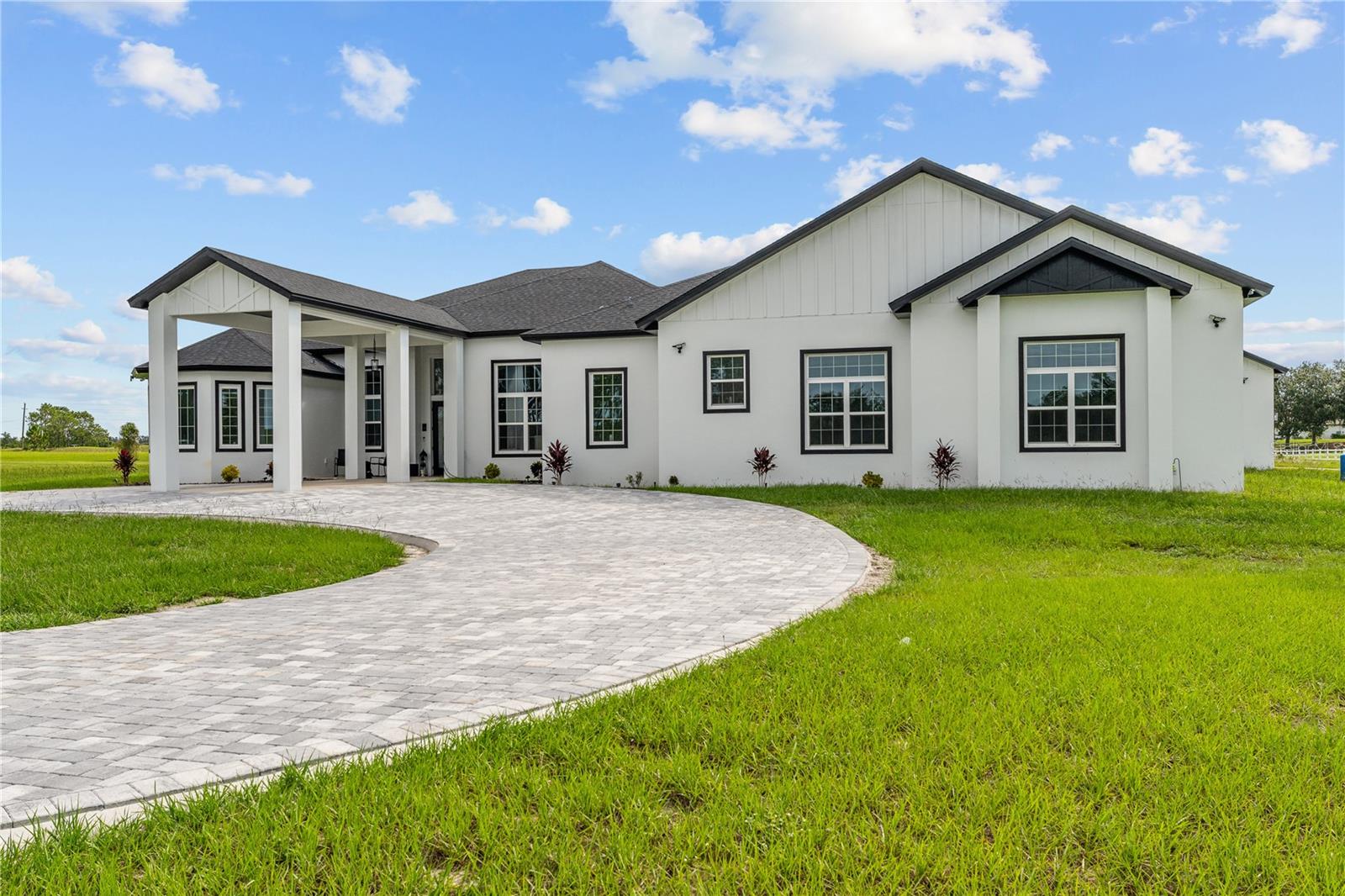 Image 2 of 62 For 18800 Groves Drive