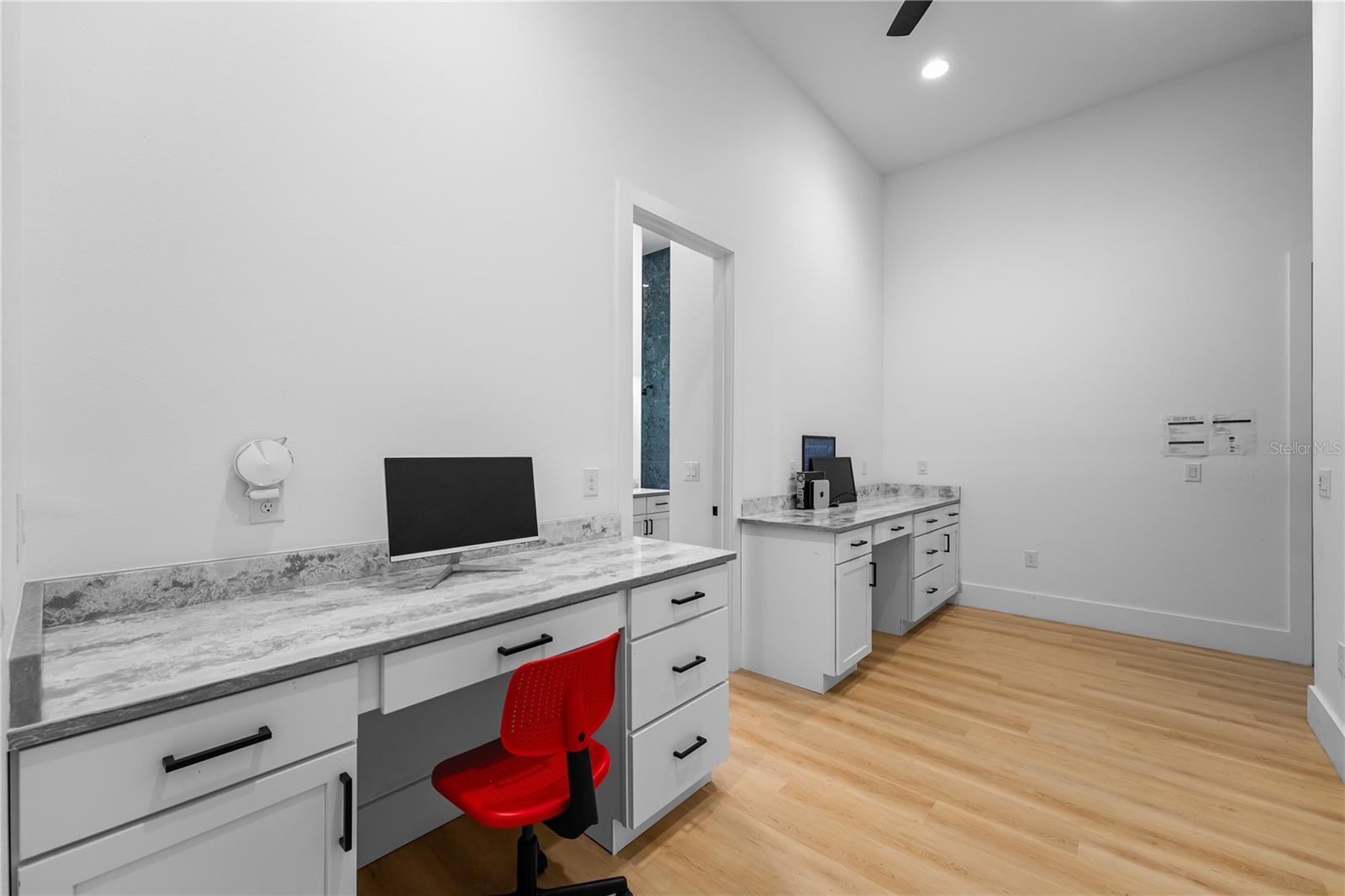Image 33 of 62 For 18800 Groves Drive