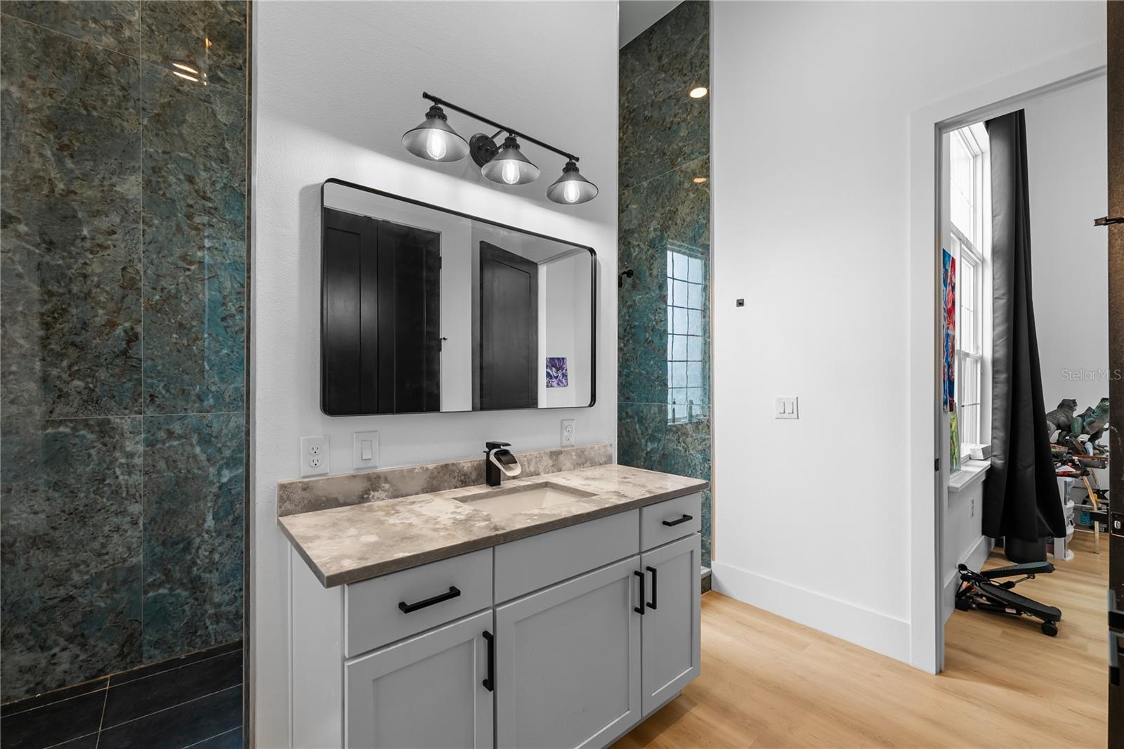 Image 41 of 62 For 18800 Groves Drive