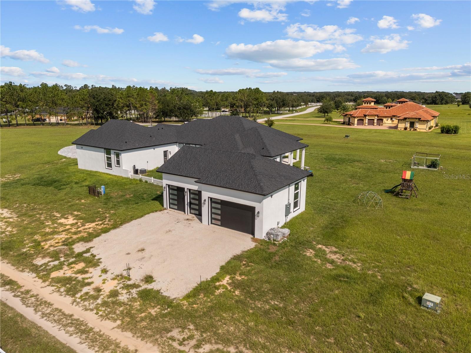 Image 49 of 62 For 18800 Groves Drive