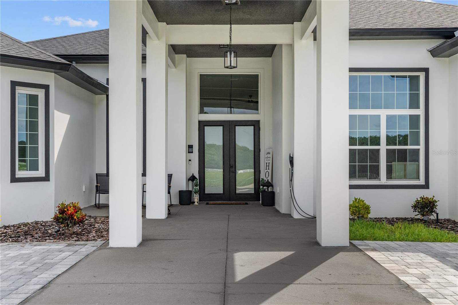 Image 7 of 62 For 18800 Groves Drive