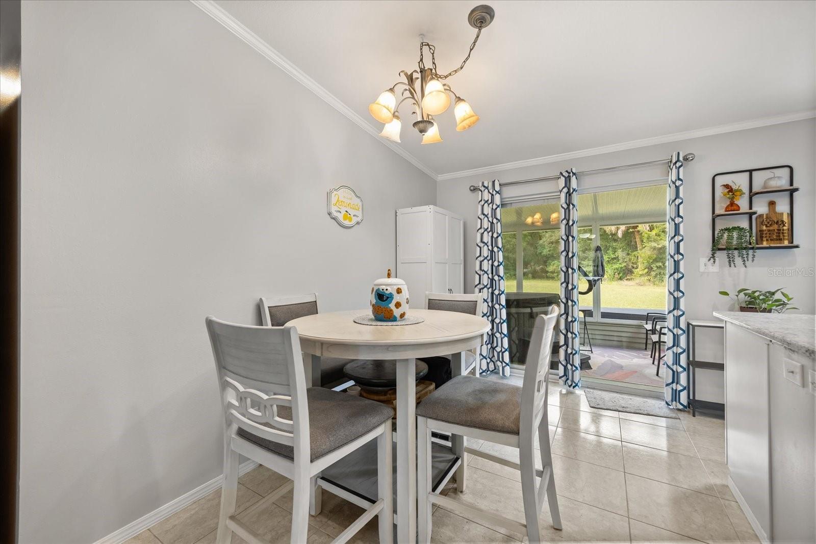 Image 10 of 45 For 4047 Citrus Circle 199