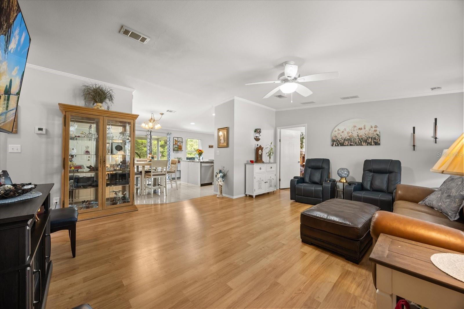Image 3 of 45 For 4047 Citrus Circle 199