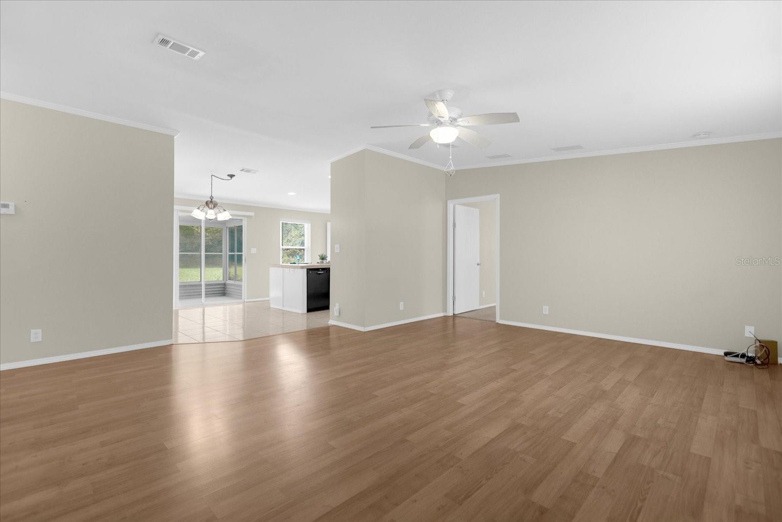 Image 4 of 45 For 4047 Citrus Circle 199