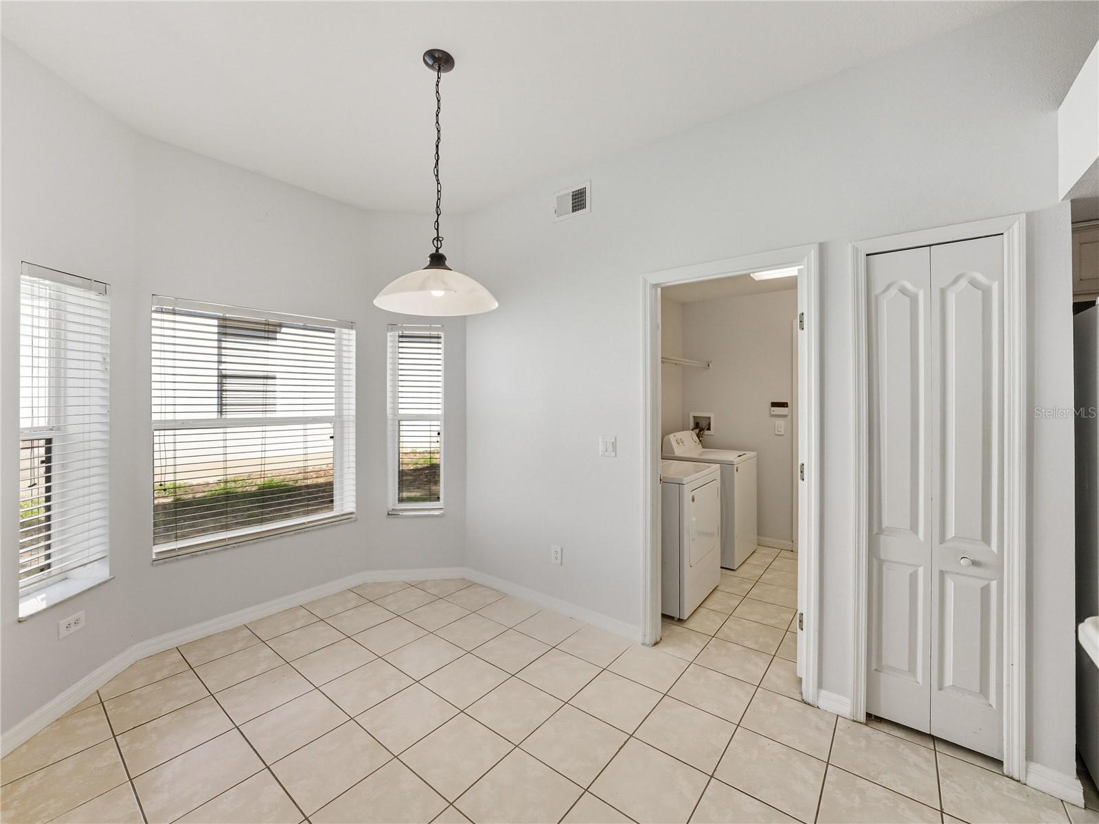 Image 18 of 58 For 249 Richmond Drive