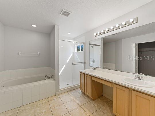 Image 26 of 58 For 249 Richmond Drive