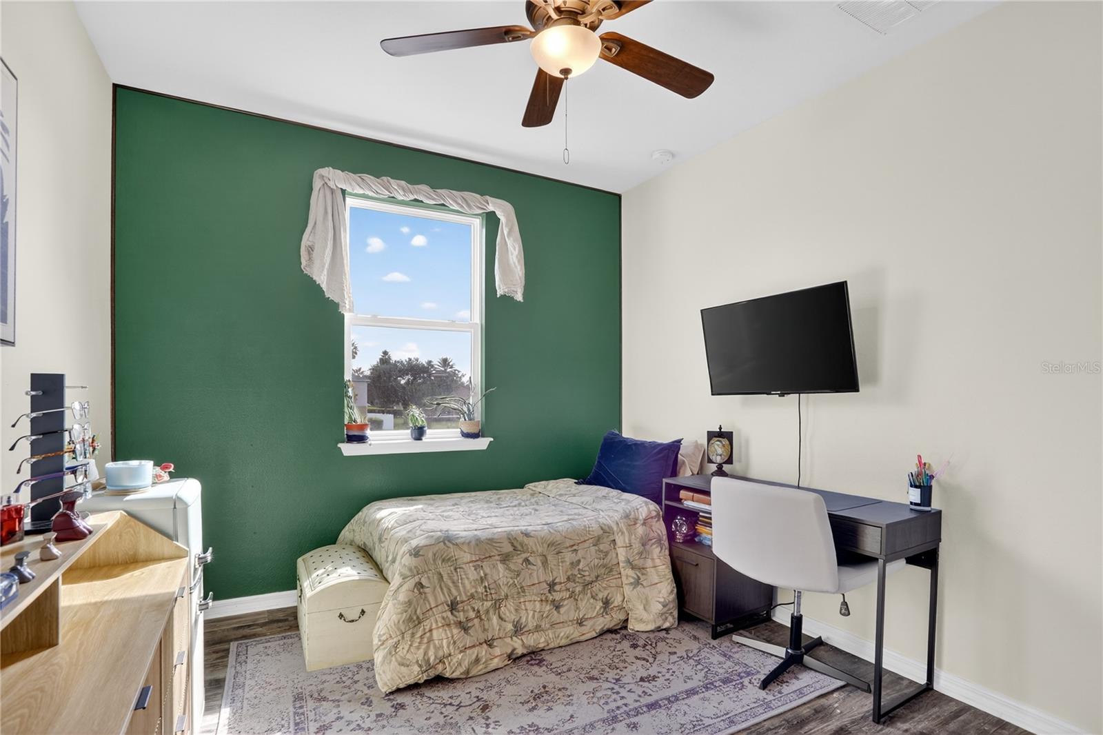 Image 18 of 24 For 613 Fortanini Circle