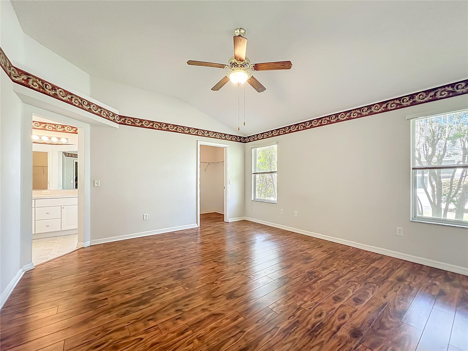 Image 21 of 35 For 1252 Weaton Court