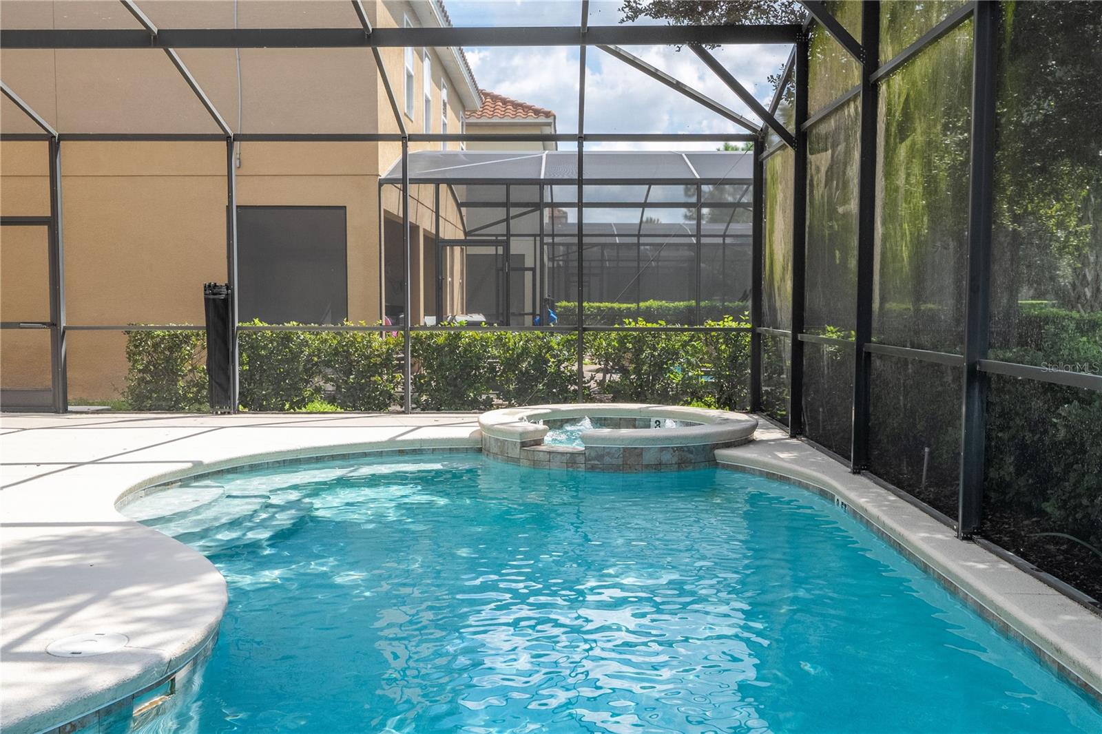 Image 32 of 97 For 4349 Acorn Court