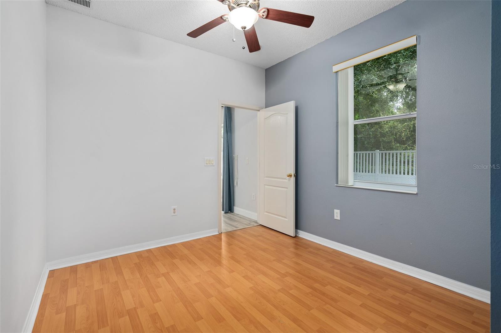 Image 19 of 37 For 9985 Shadow Creek Dr Drive