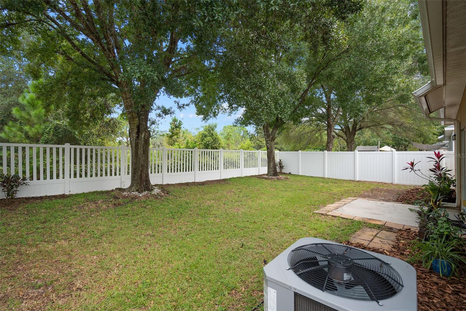 Image 30 of 37 For 9985 Shadow Creek Dr Drive