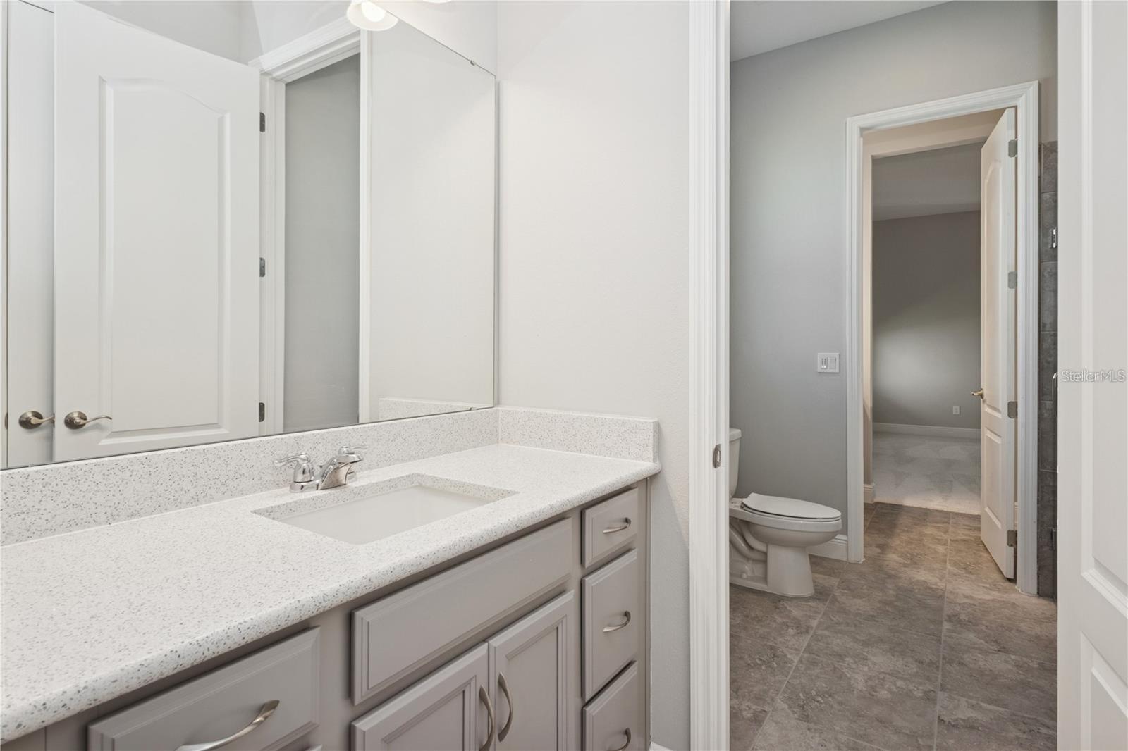 Image 31 of 42 For 7031 Billie Court