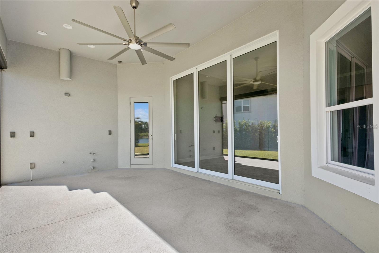 Image 38 of 42 For 7031 Billie Court
