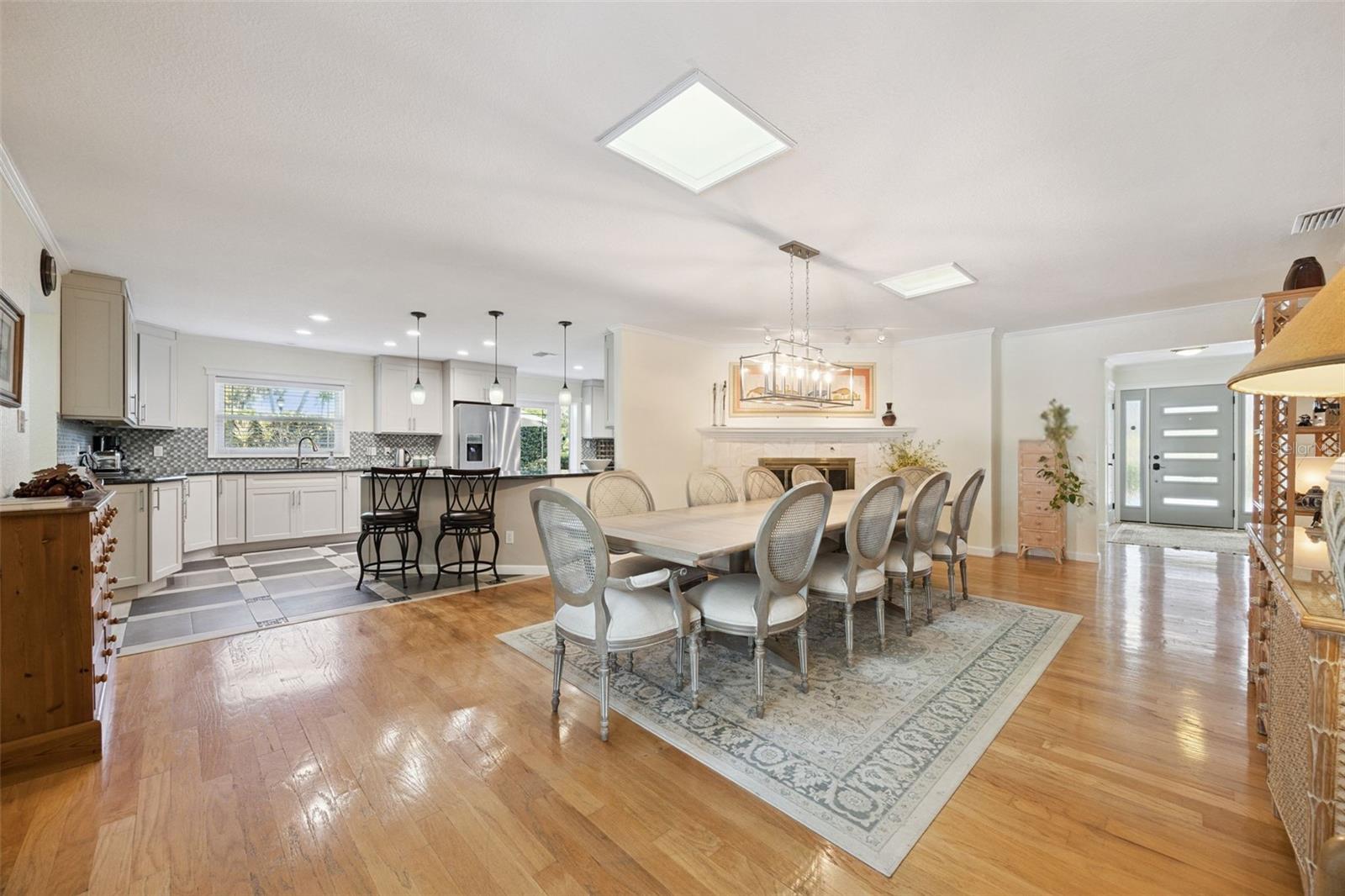 Image 10 of 44 For 101 Variety Tree Circle