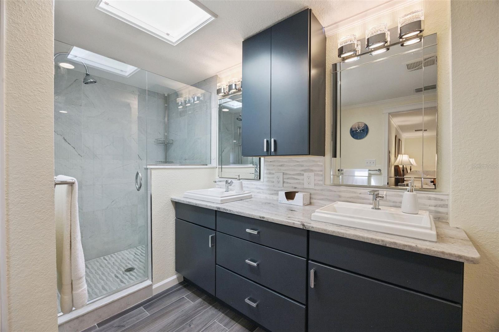 Image 14 of 44 For 101 Variety Tree Circle