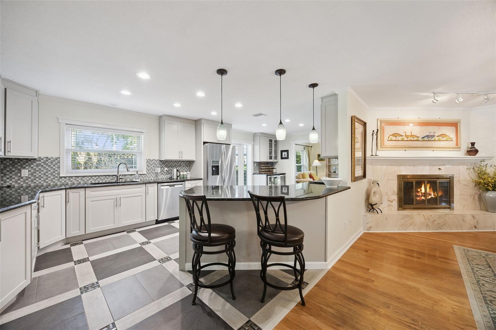 Image 9 of 44 For 101 Variety Tree Circle