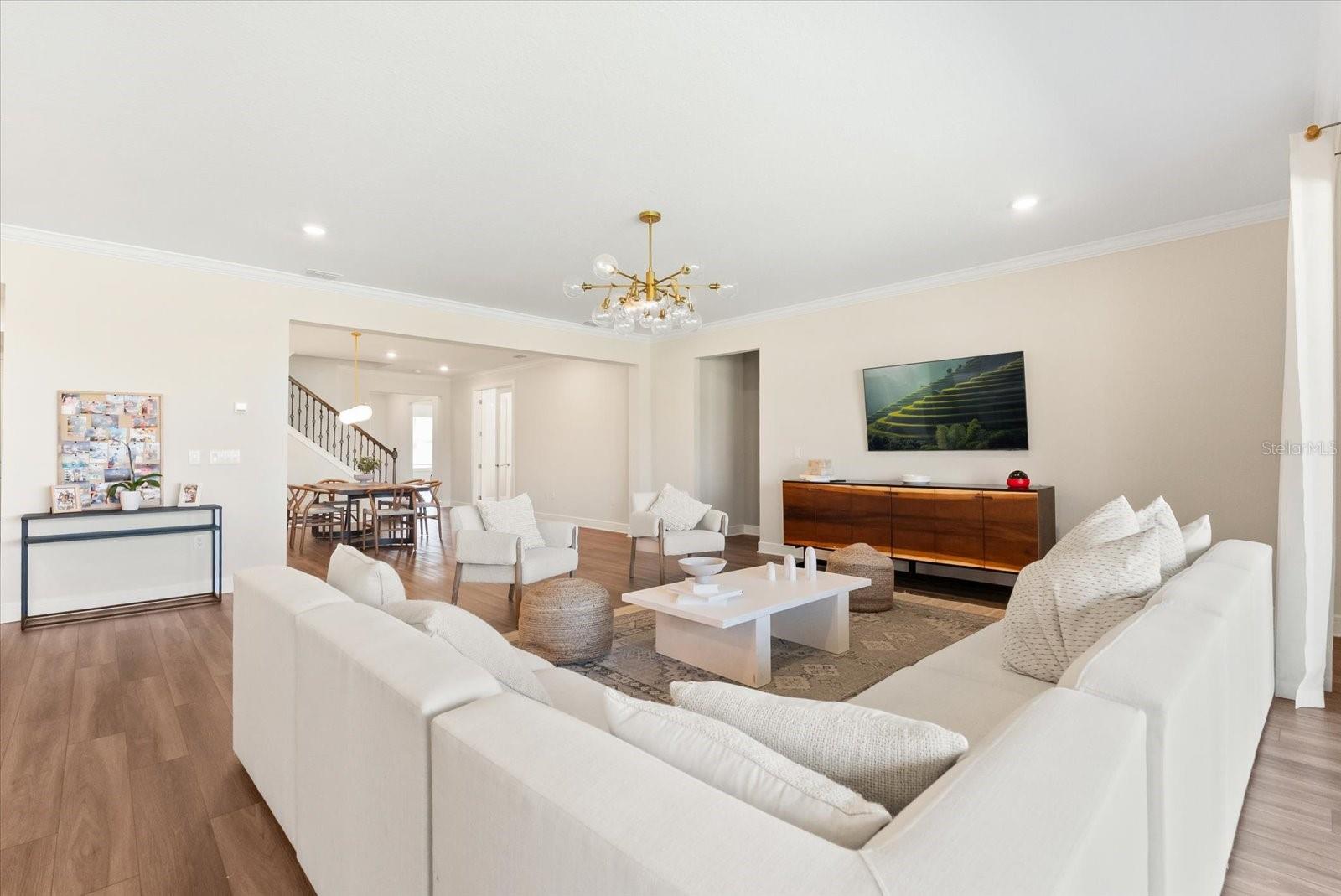 Image 4 of 49 For 3208 Sailing Pier Avenue