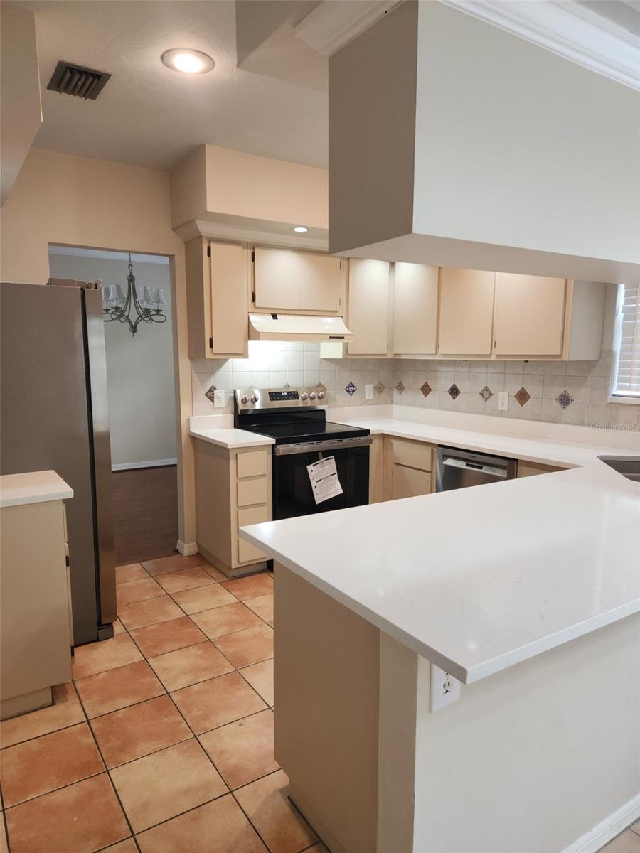 Image 6 of 12 For 927 41st Drive