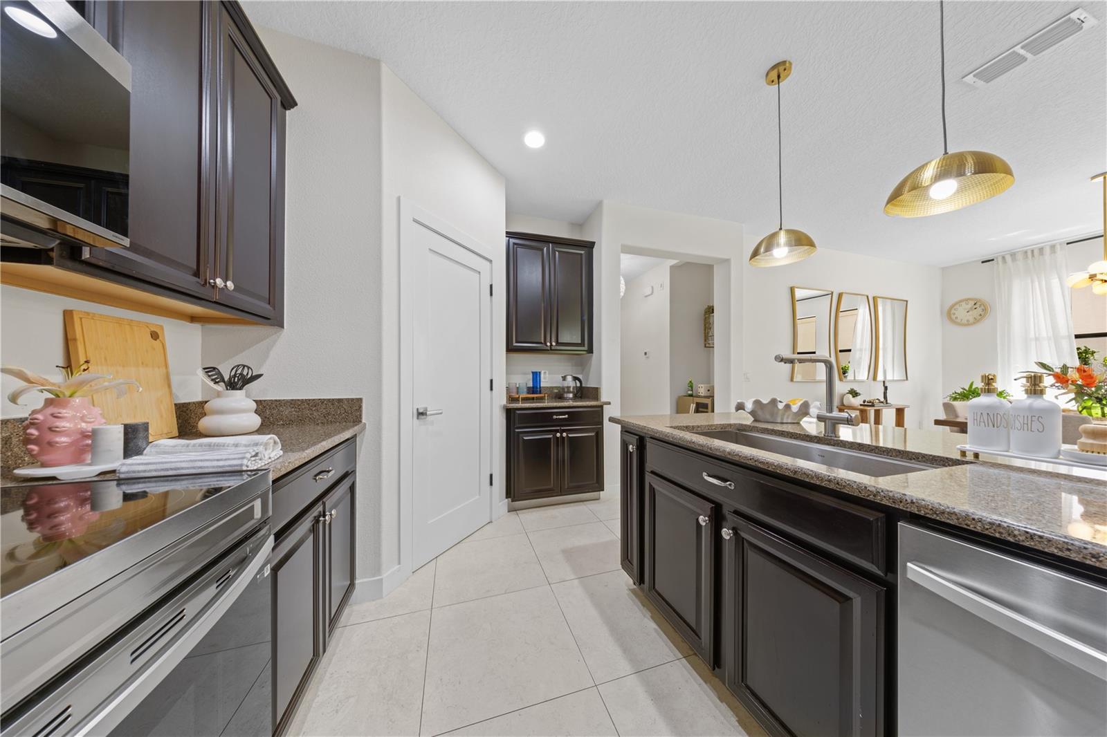 Image 11 of 57 For 13260 Penshurst Lane