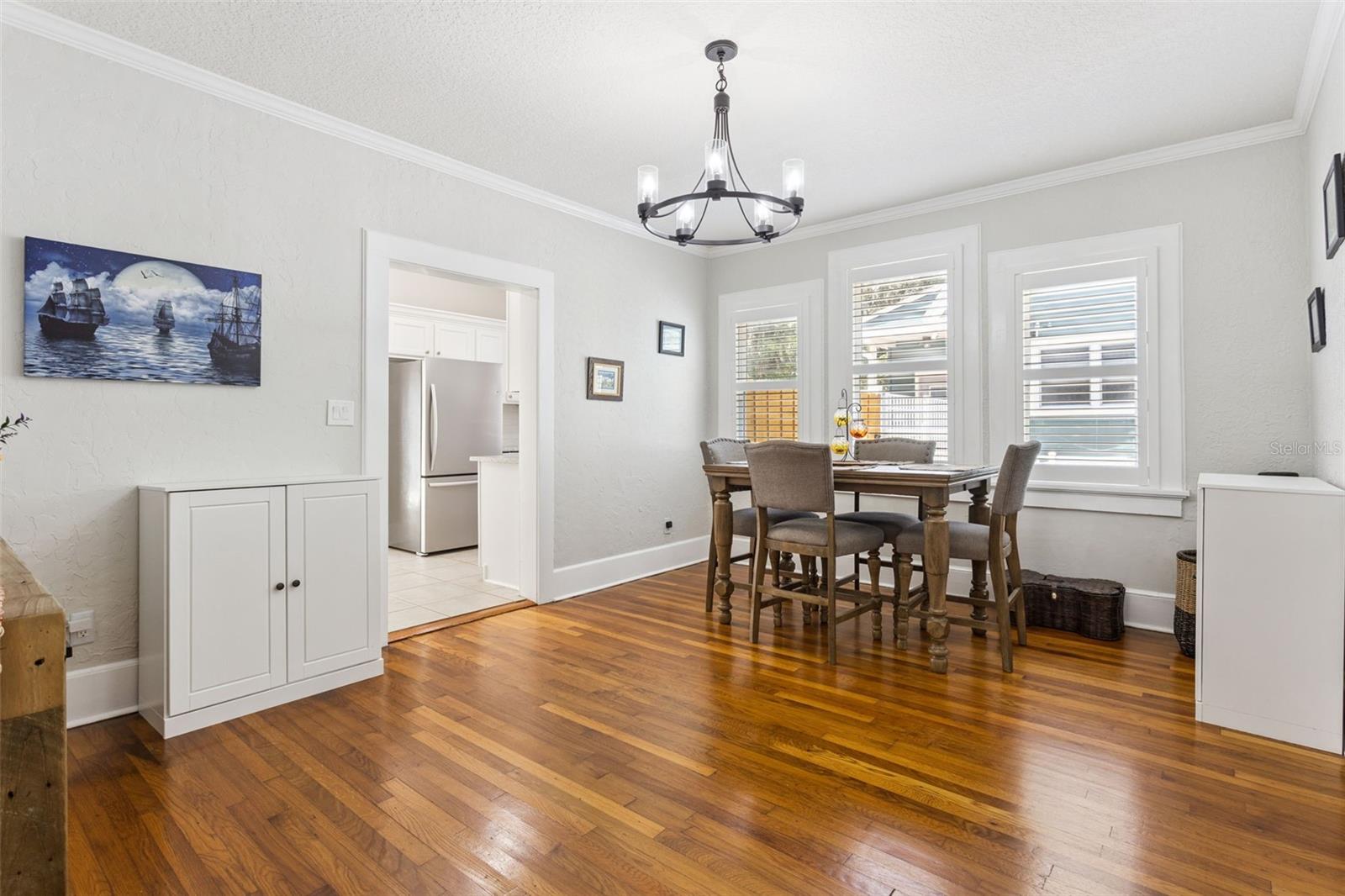 Image 10 of 48 For 1020 Delaney Avenue