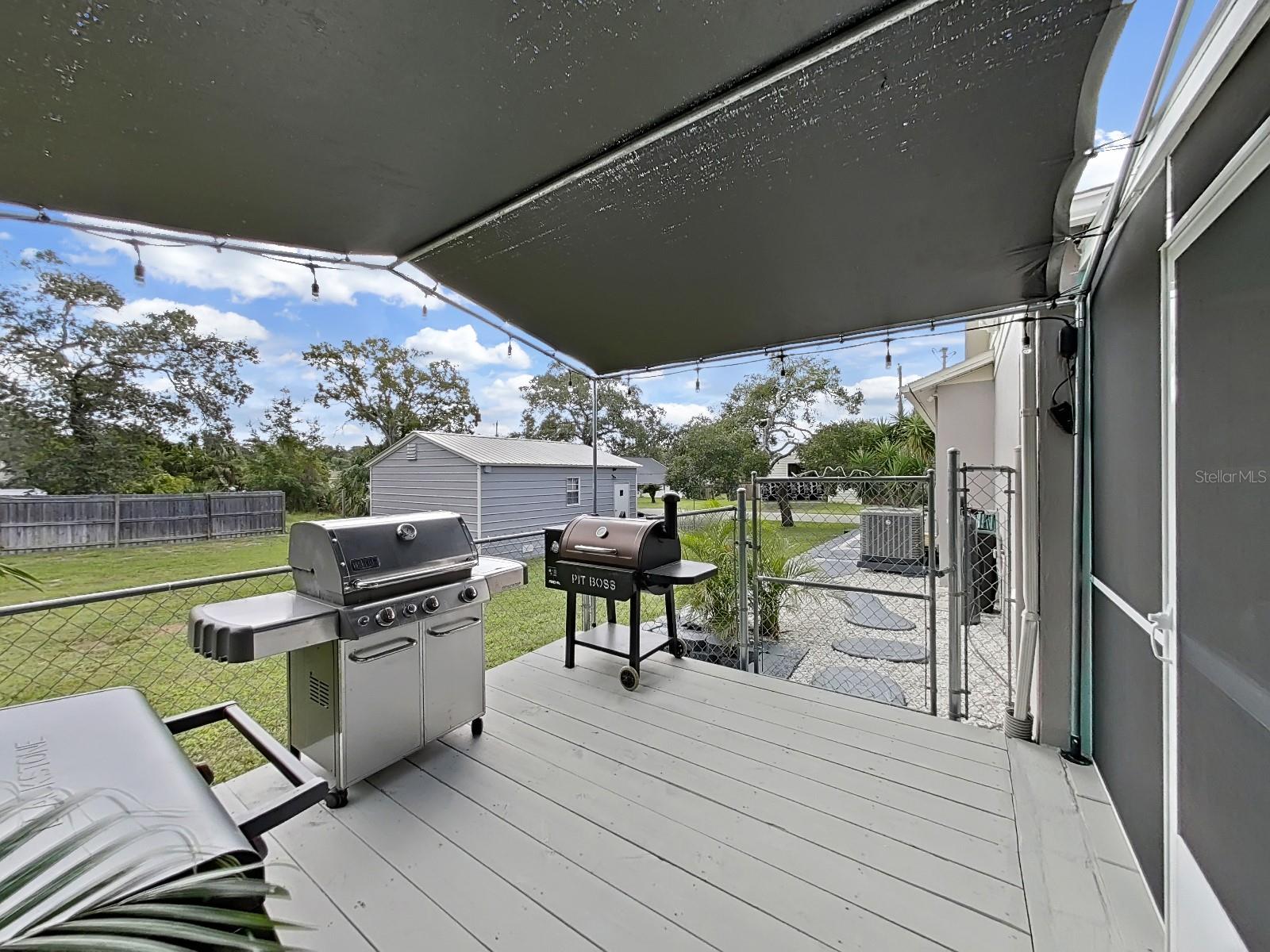 Image 20 of 39 For 8527 Jolly Roger Drive