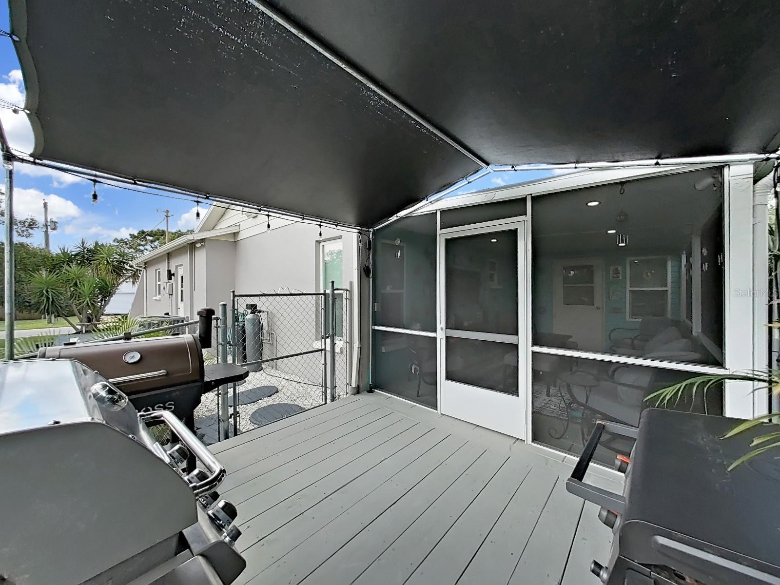 Image 21 of 39 For 8527 Jolly Roger Drive