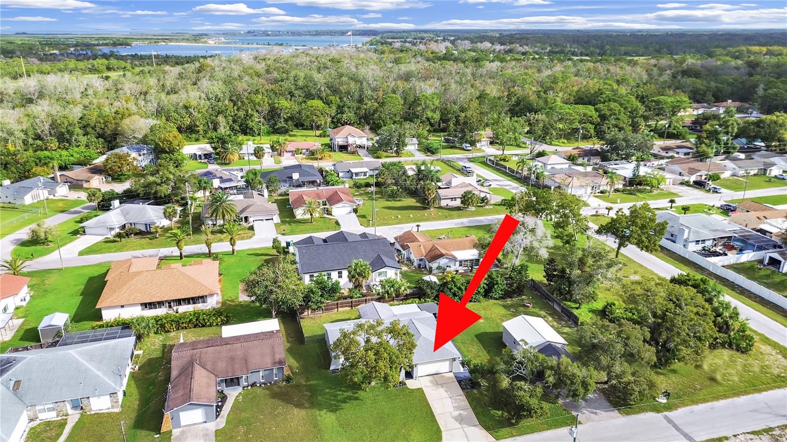 Image 22 of 39 For 8527 Jolly Roger Drive