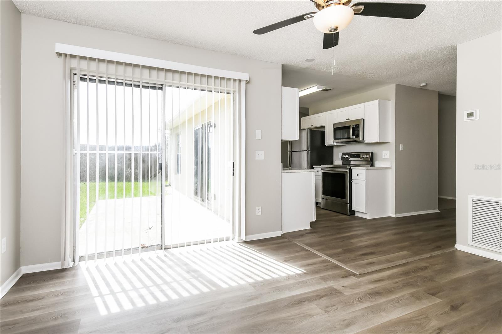 Image 7 of 16 For 3243 Knightsbridge Road