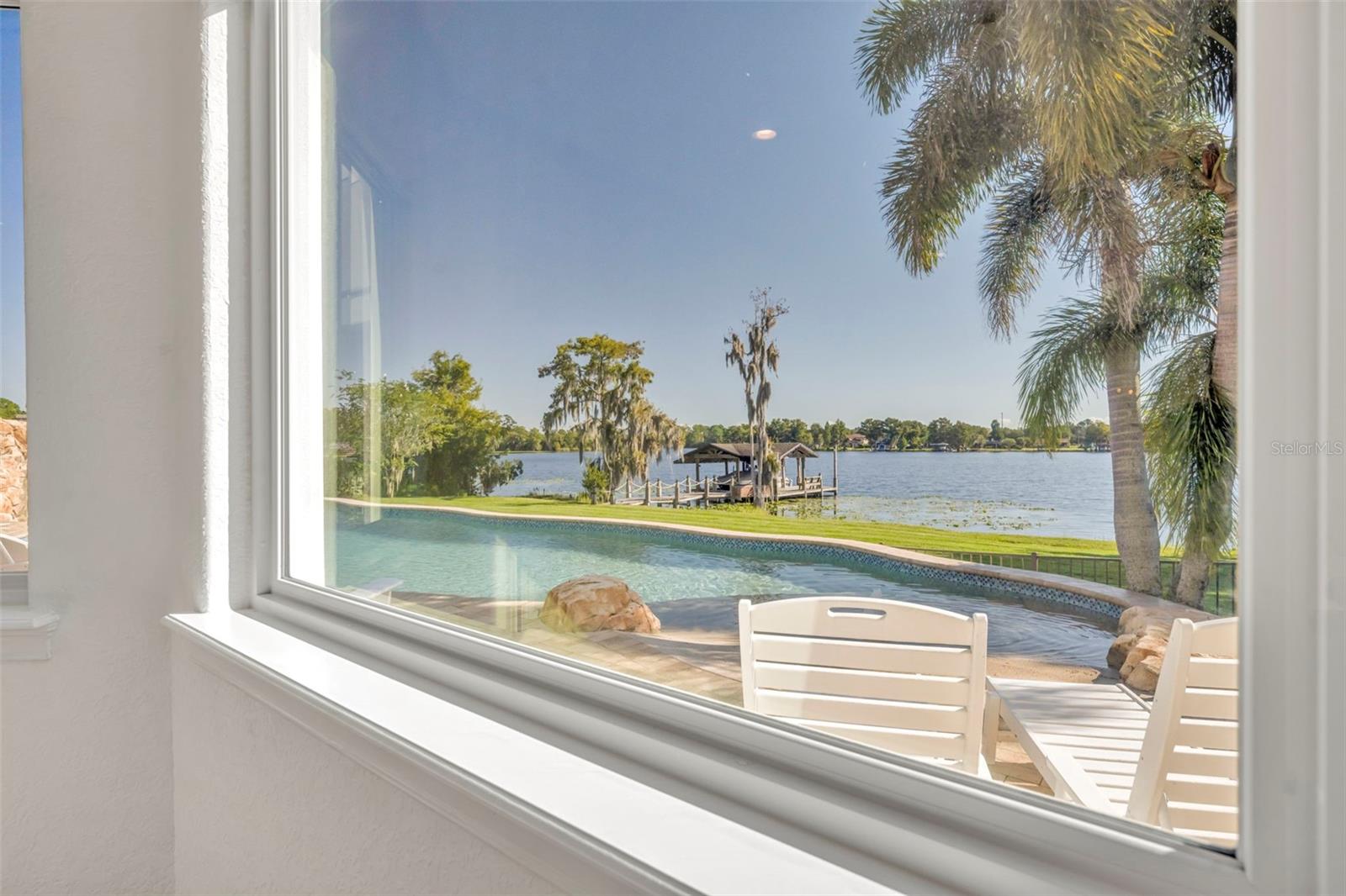 Image 19 of 49 For 656 Long Lake Drive