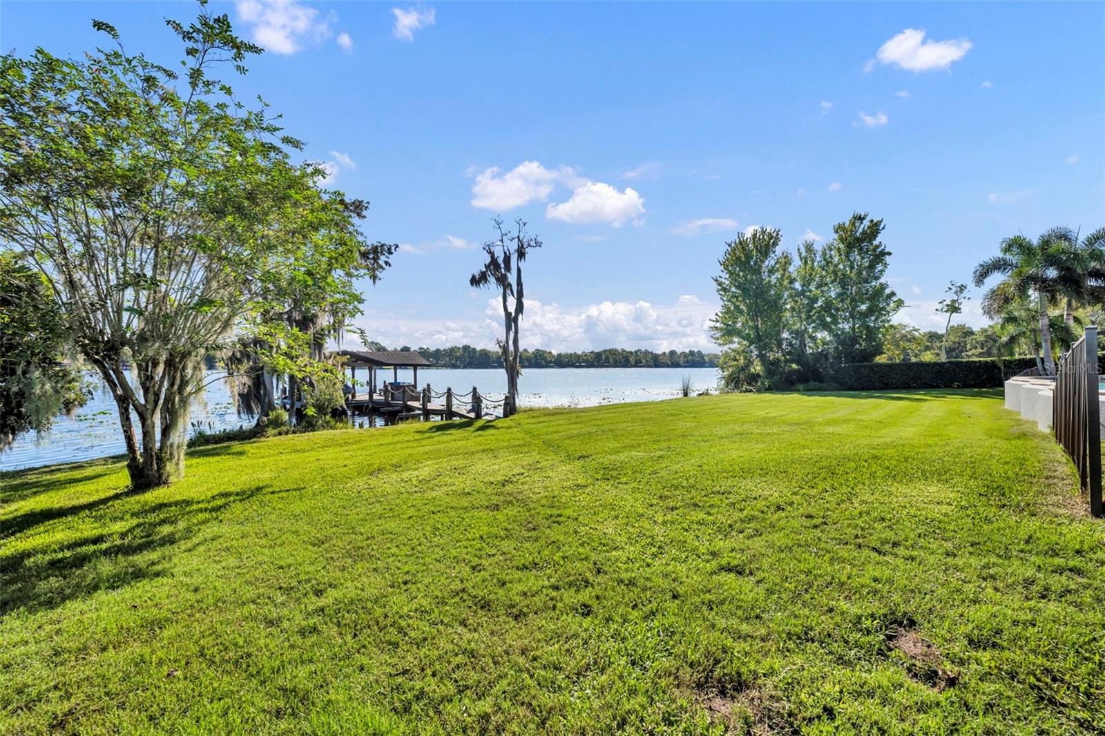 Image 38 of 49 For 656 Long Lake Drive