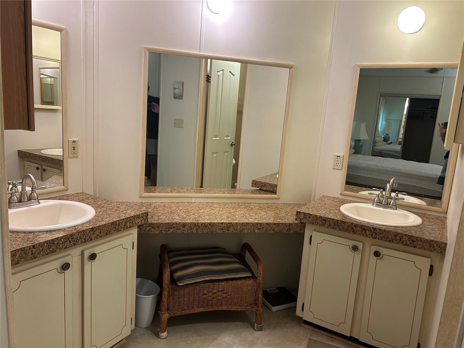 Image 13 of 21 For 110 Rita Bee Avenue