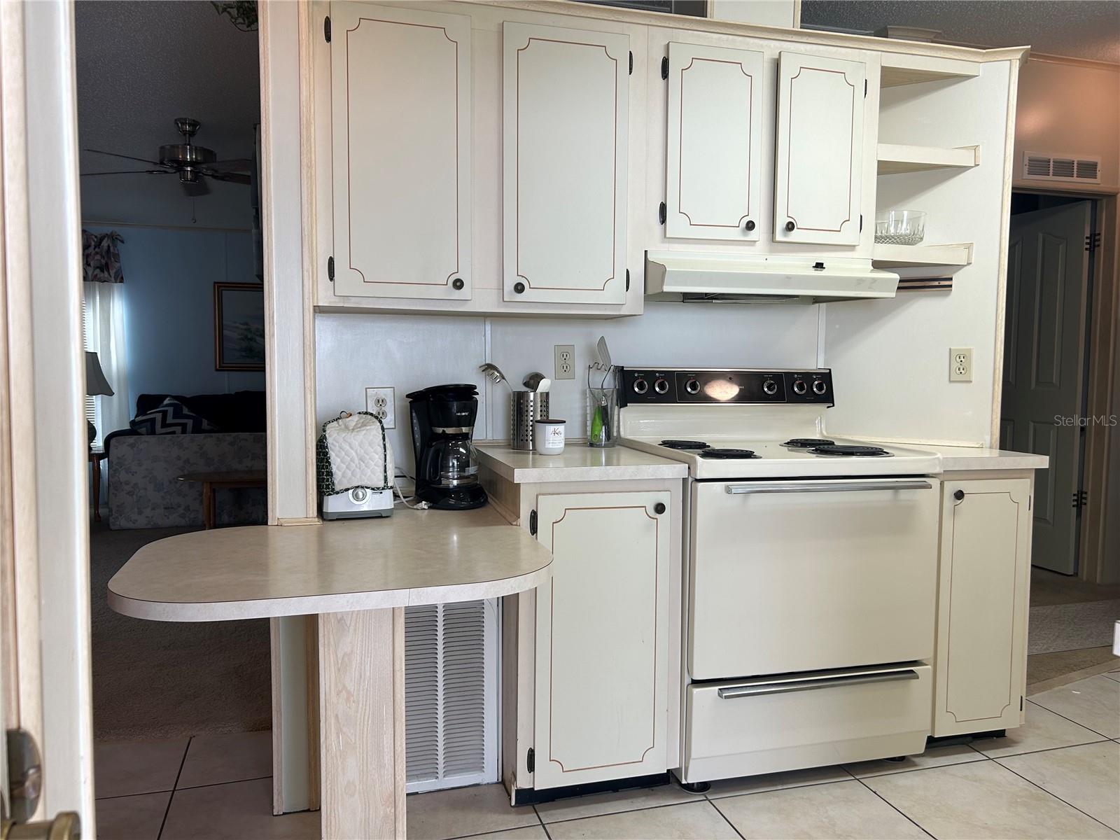 Image 6 of 21 For 110 Rita Bee Avenue