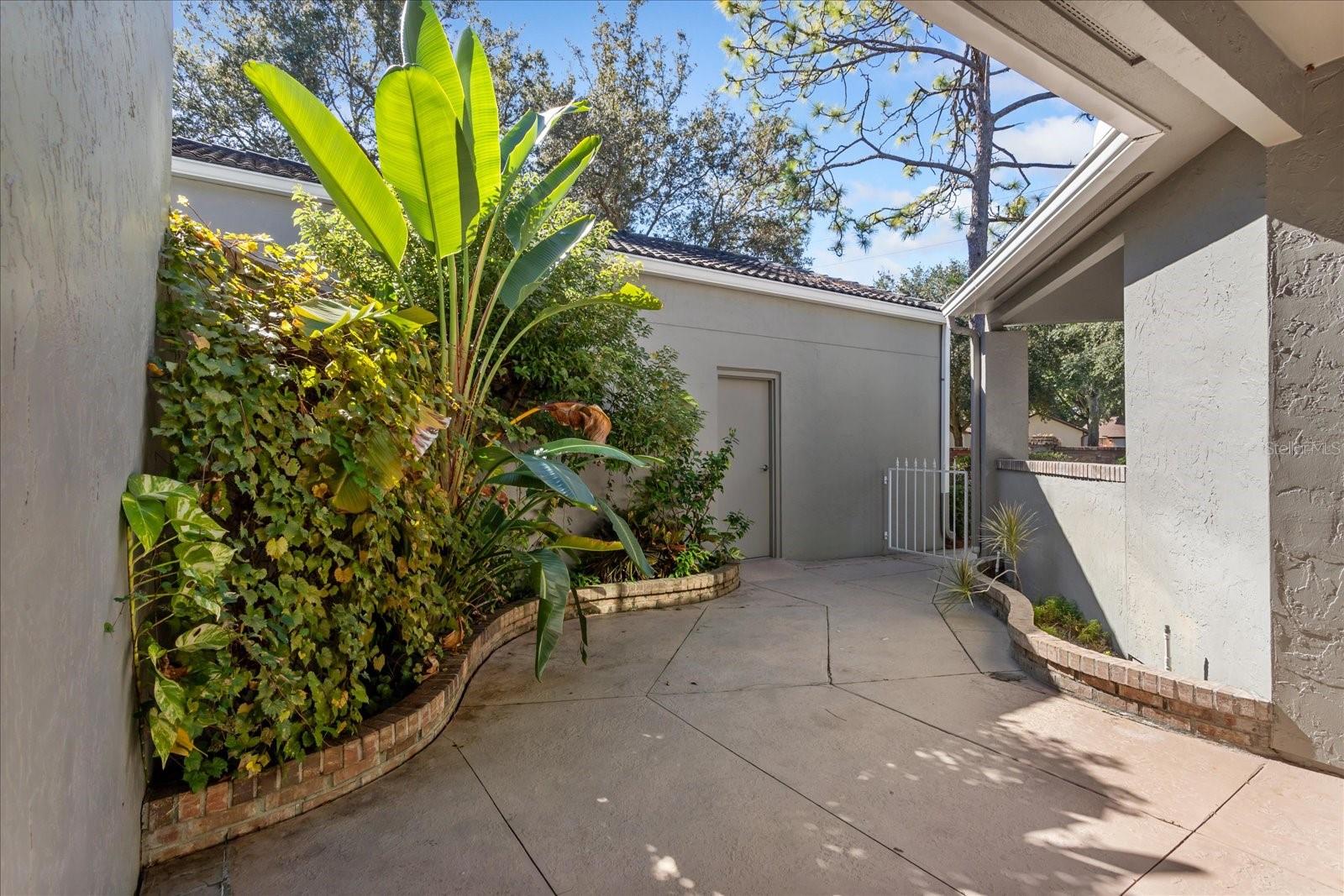 Image 7 of 48 For 100 Durham Place