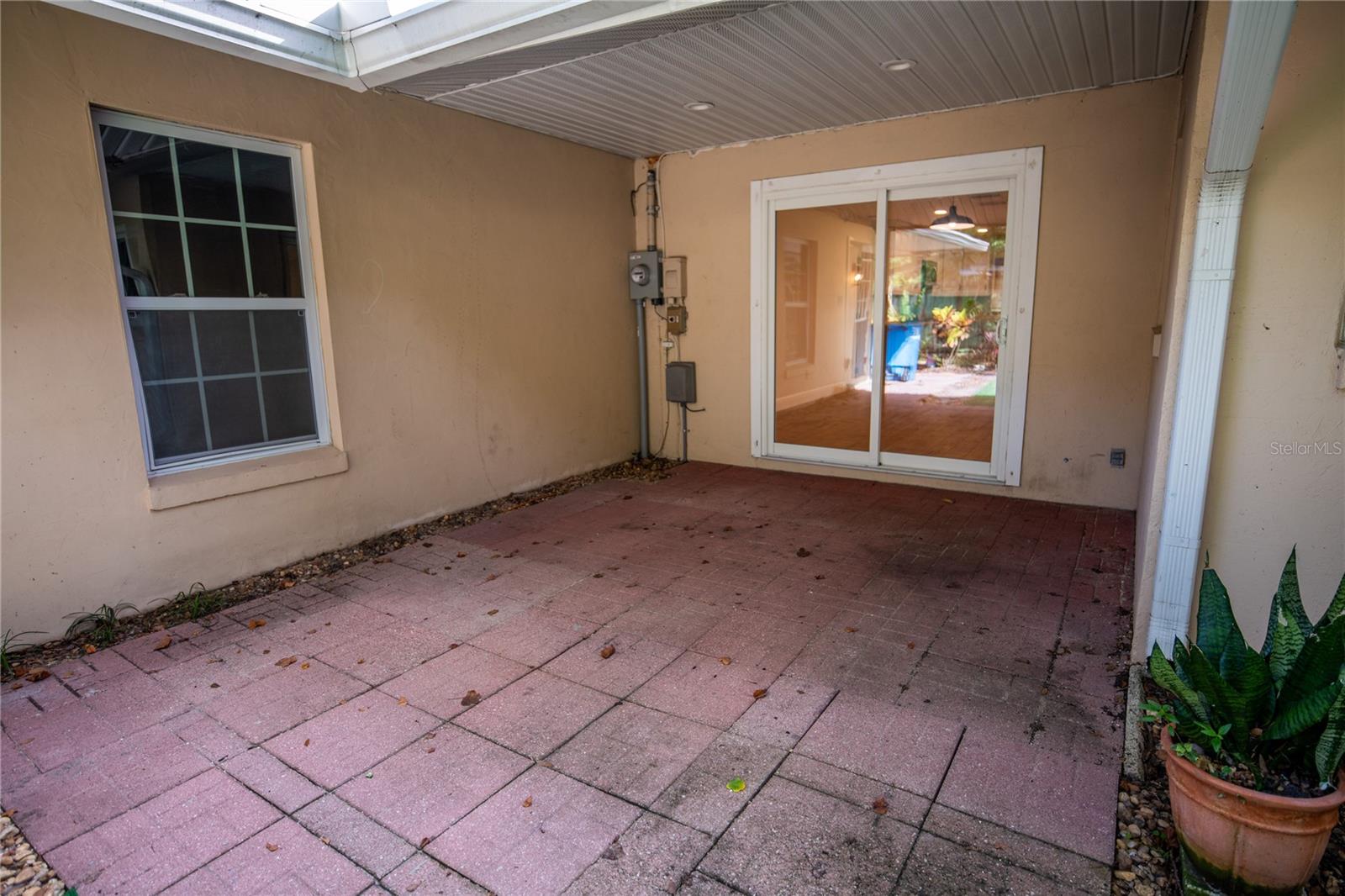 Image 22 of 30 For 955 Gamewell Avenue
