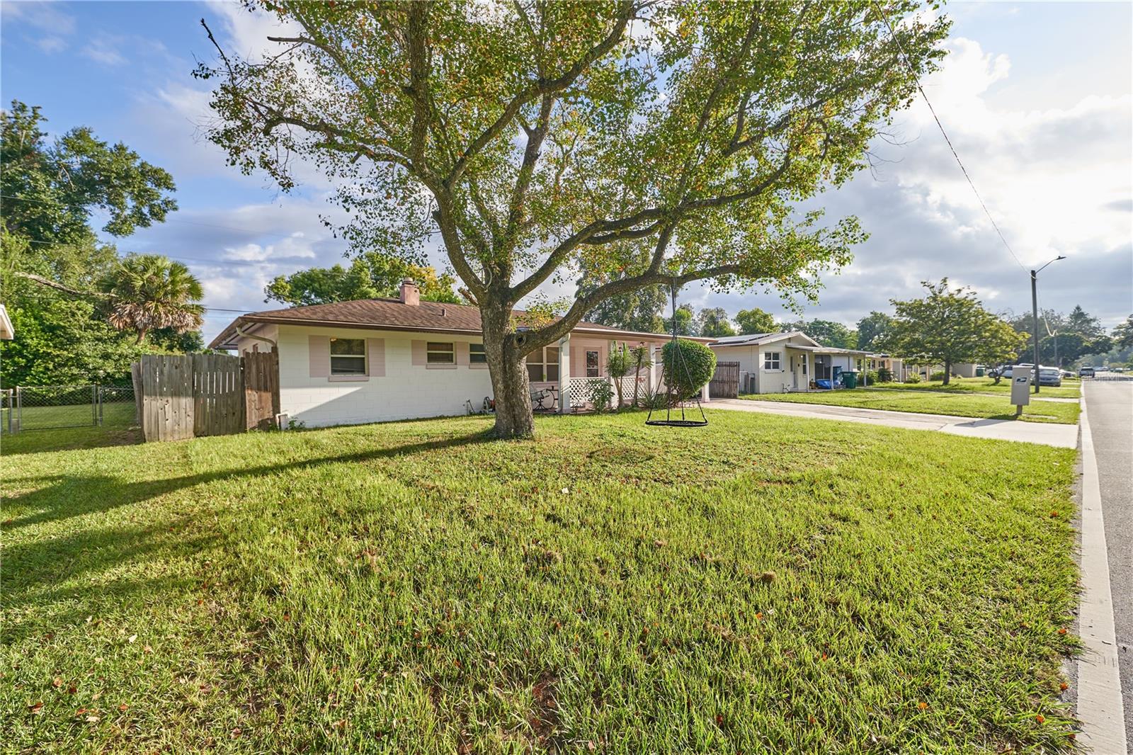 Image 16 of 65 For 741 Longdale Avenue